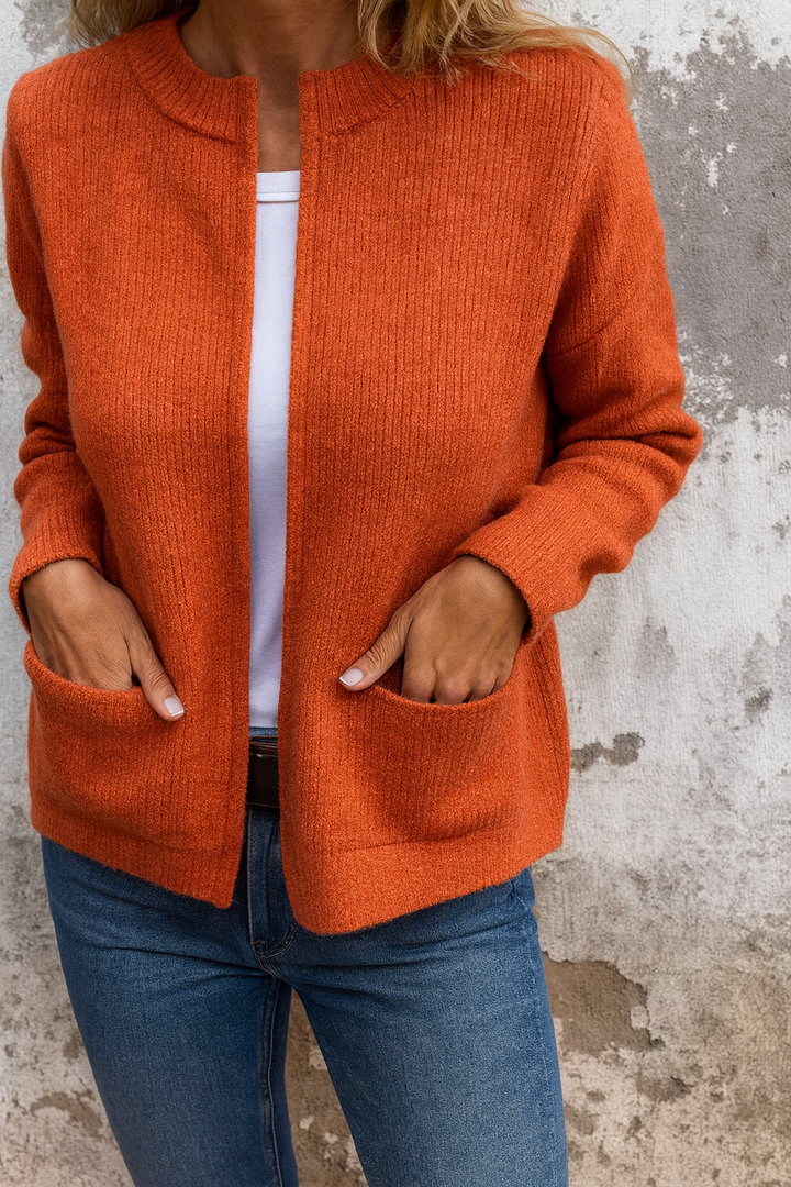 Gedetailleerd damesvest met rits, stijlvol ontwerp, comfortabele wintermode voor vrouwen.