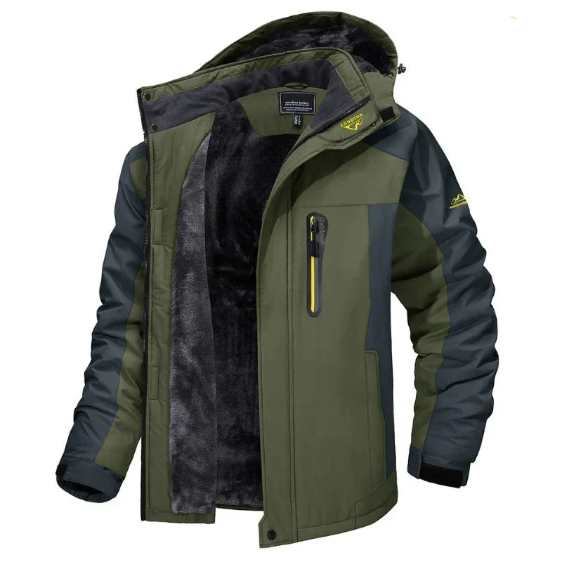 Robuuste heren winterjas met capuchon, dik gevoerd voor extra warmte. Ideaal voor koude winters.