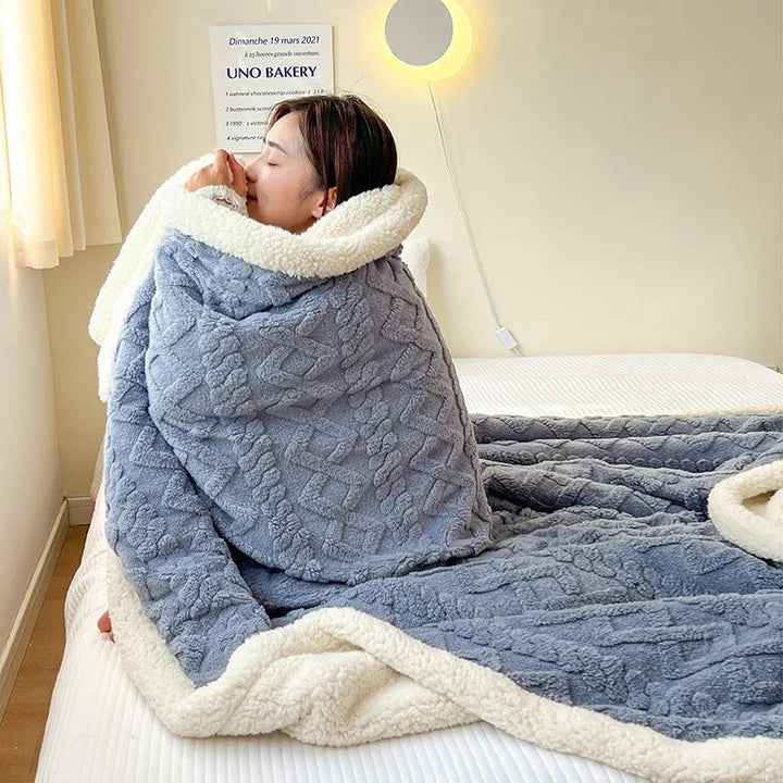 Behaaglijke lamswollen winterdeken, dik en extreem zacht voor ultiem comfort.