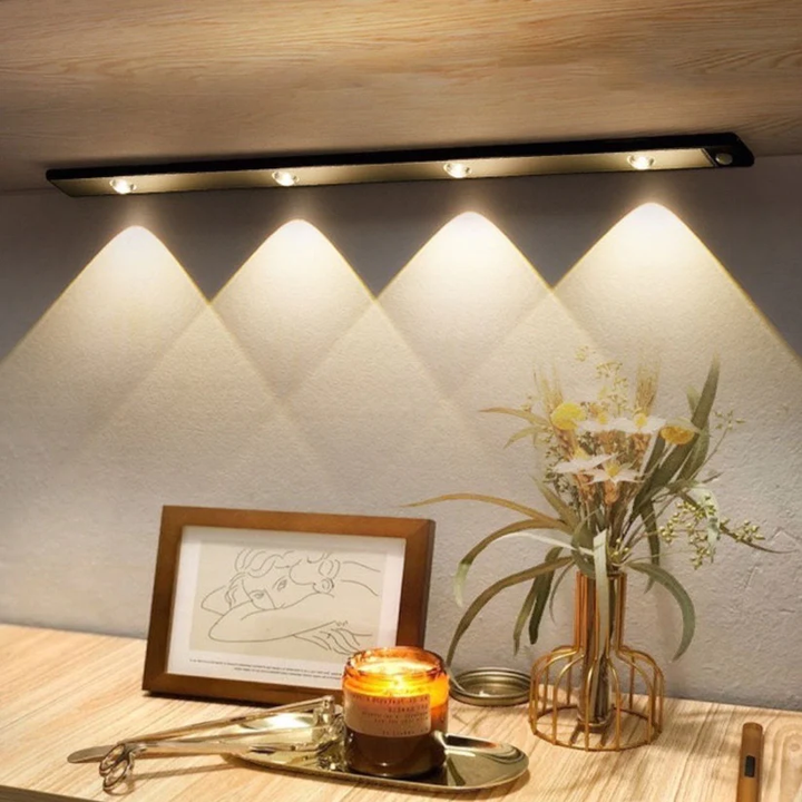 Draadloze LED wandlamp met bewegingssensor, modern design, ideaal voor interieurverlichting