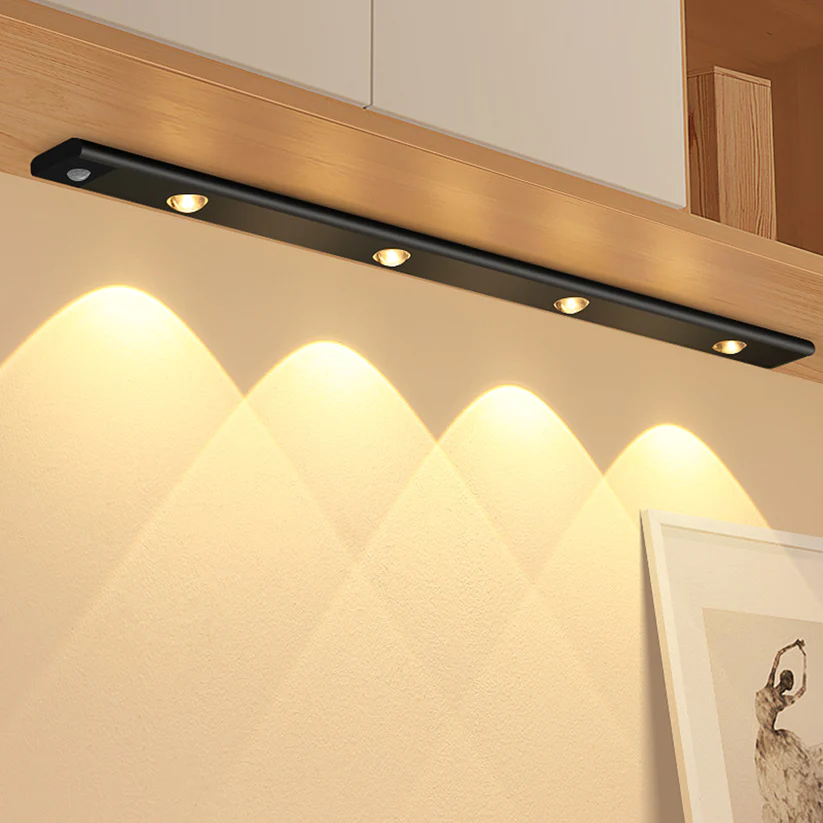 Stijlvolle draadloze LED lamp met bewegingssensor, gebruiksvriendelijk en energiezuinig