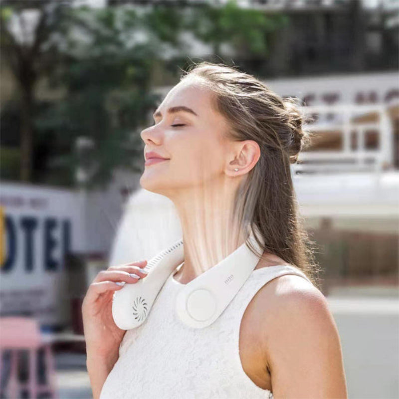 Handsfree bladeless nekventilator om de nek voor verfrissende 360 graden koeling tijdens sport, reizen of warme zomerdagen.