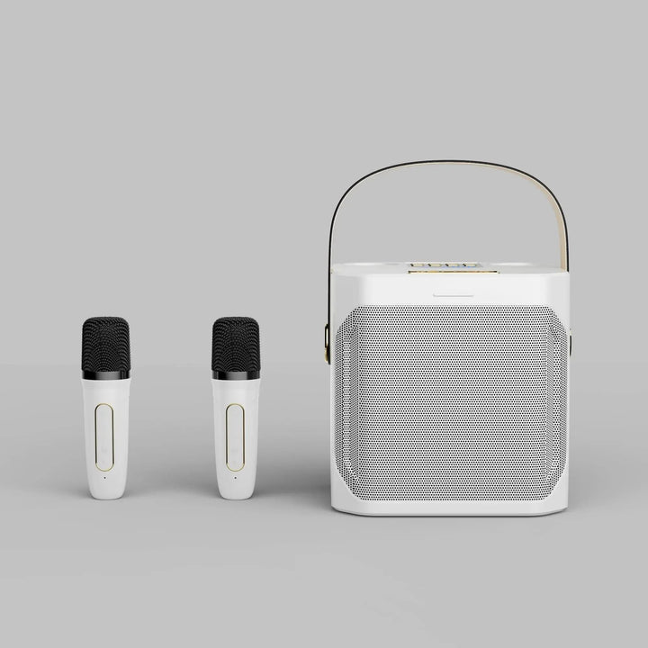 Witte karaoke Bluetooth luidspreker inclusief twee draadloze microfoons voor zang en helder stereogeluid.
