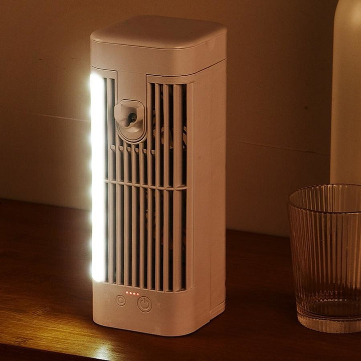 Efficiënte draagbare sproeiventilator met USB, 3 snelheden en mist voor directe verkoeling overal.