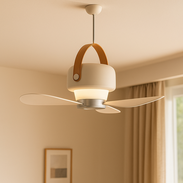 Draadloze draagbare ventilator met afstandsbediening en LED-licht, perfect voor flexibele verkoeling overal.