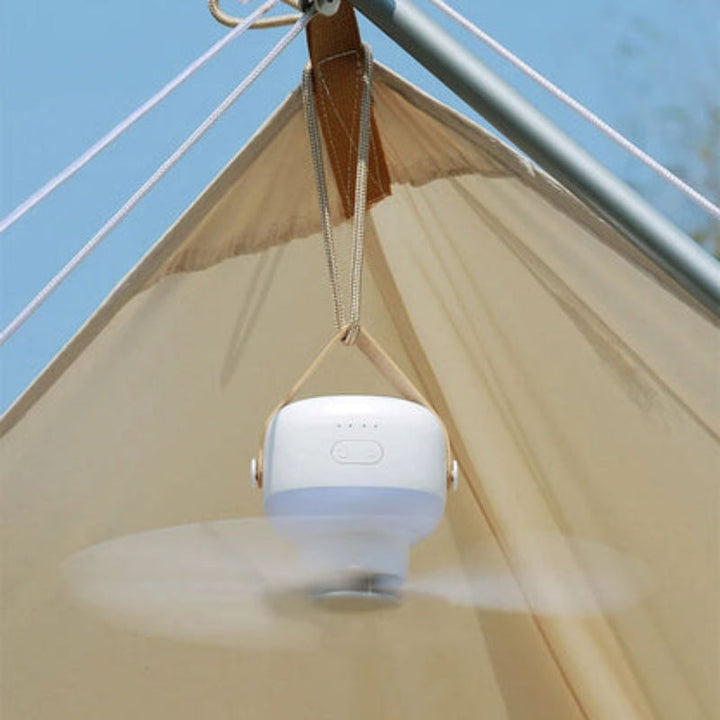 Compacte draagbare ventilator met LED-licht en afstandsbediening voor directe verkoeling thuis, werk of camping.