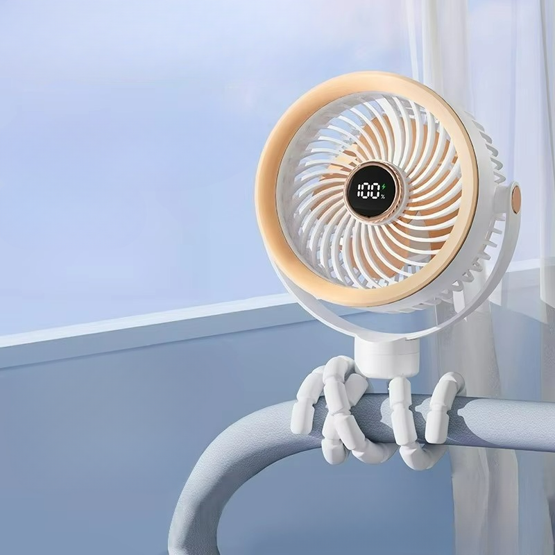 Geniet van frisheid met deze verstelbare mini ventilator, oplaadbaar via USB-C, perfect voor hete zomerdagen.