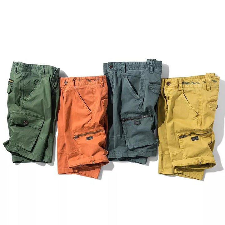 "Eike Cargo Shorts, groene cargoshorts met ruime zakken, lichtgewicht materiaal, stijlvolle en comfortabele pasvorm voor here