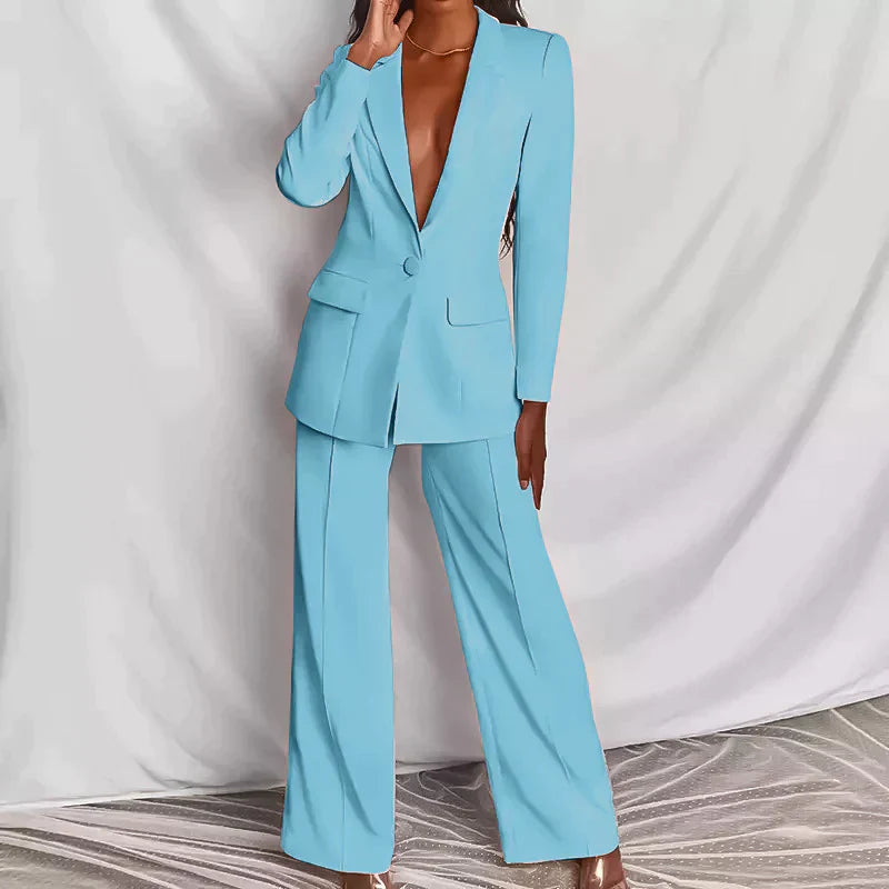 Zakelijk damespak set in klassieke stijl, inclusief elegante blazer en pantalon. Ideaal voor de moderne vrouw.