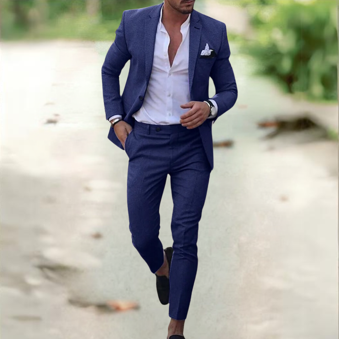 Elegant slim fit herenpak. Perfect voor zakelijke bijeenkomsten en formele gelegenheden.
