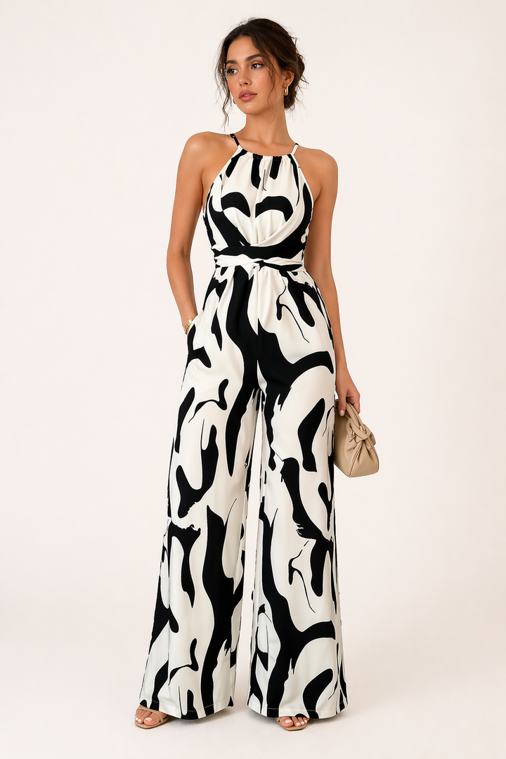 Comfortabele en elegante dames jumpsuit in beige/bruin met halter en wijde pijpen; veelzijdig voor zomer en feest.