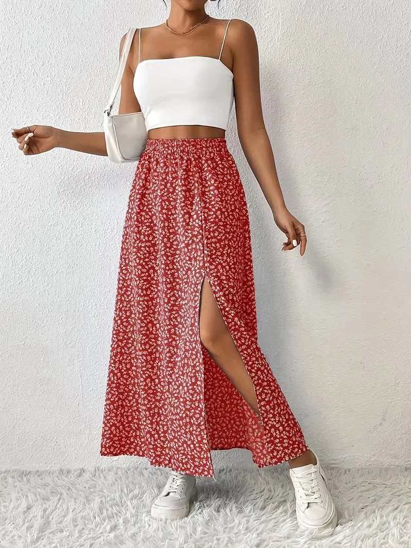 Damesrok, A-lijn model, maxi lengte, met prachtige bloemenprint en elastische taille.