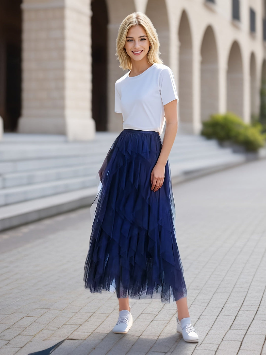 Luxe gelaagde maxi rok voor dames in abrikoos, perfect voor een elegante en stijlvolle zomerlook met comfort.
