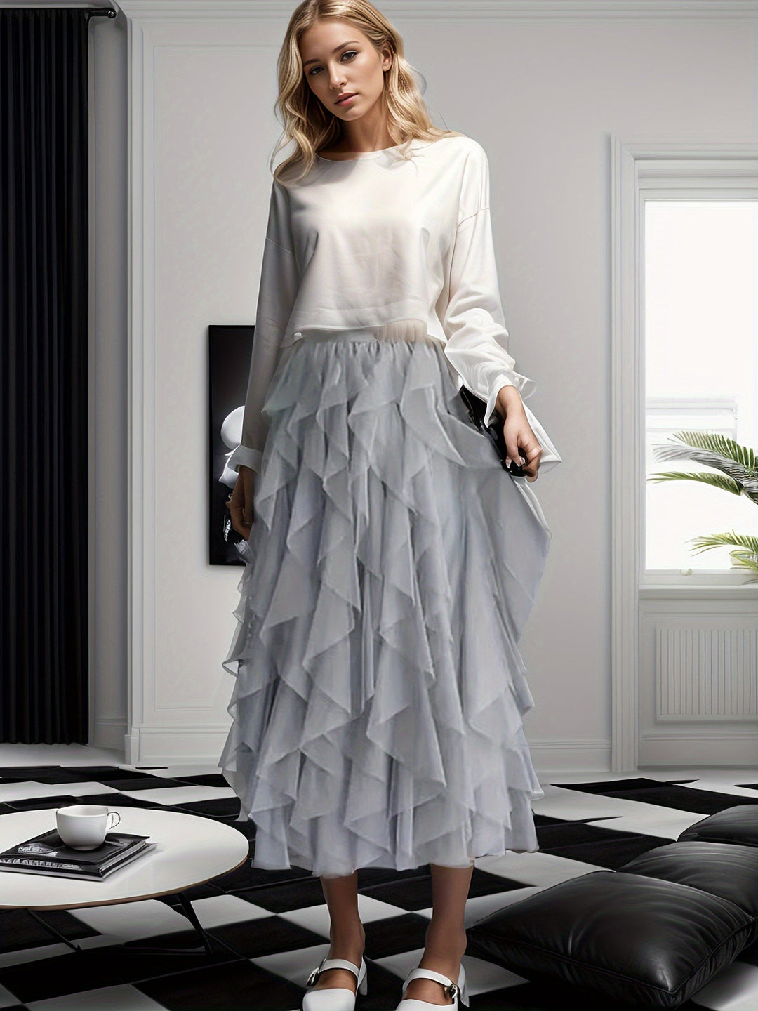Zwarte gelaagde dames rok, een veelzijdige maxi rok met elastische taille voor zowel casual als chique momenten.