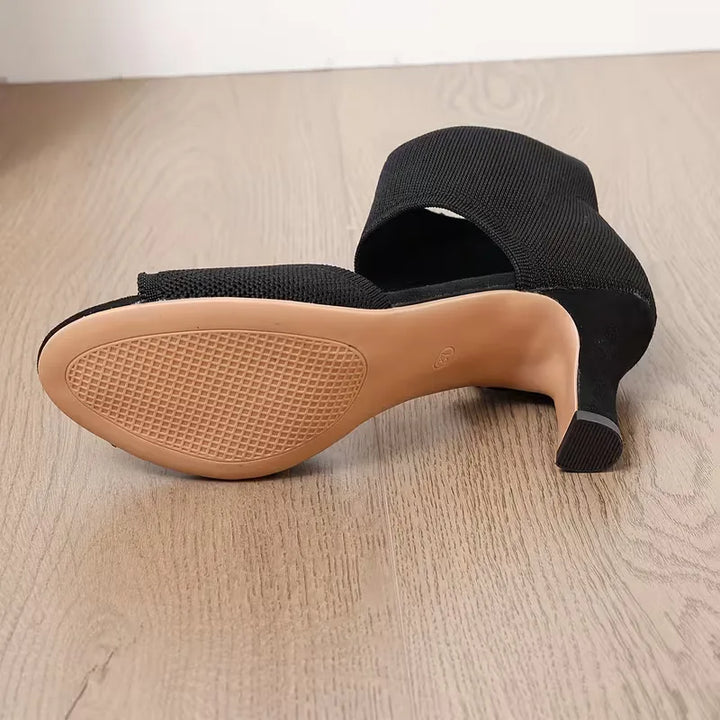 Chique dames hak sandalen met hoge hak en open teen, ideaal voor feestjes.