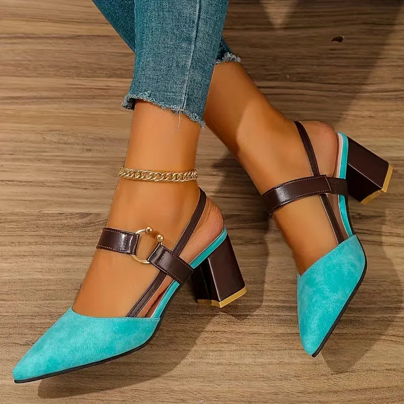 Dames sandalen met blokhak, combineren elegantie met comfort voor elke zomerse of zakelijke setting.