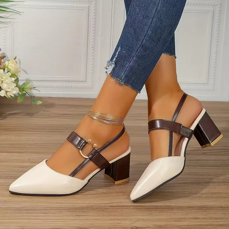 Chique dames hak sandalen met elegante blokhak en verstelbare enkelband, ideaal voor een verfijnde look.