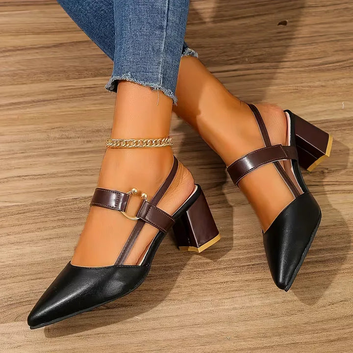Moderne dames hak sandalen, perfect voor de zomer met hun comfortabele blokhak en veelzijdige stijl.
