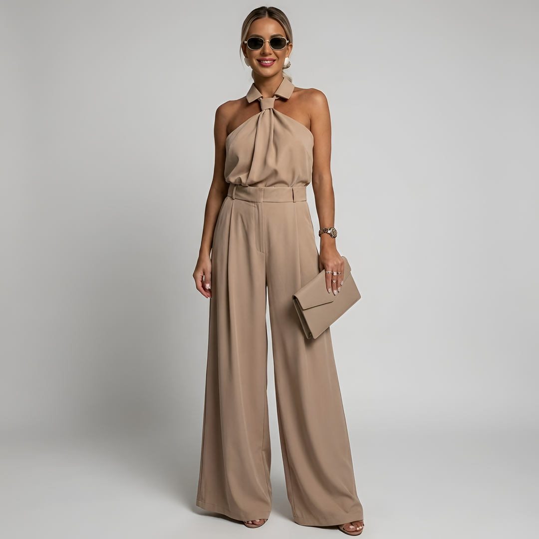 Chique dames jumpsuit met halternek en palazzo broek voor een elegante avondlook of speciale gelegenheden.