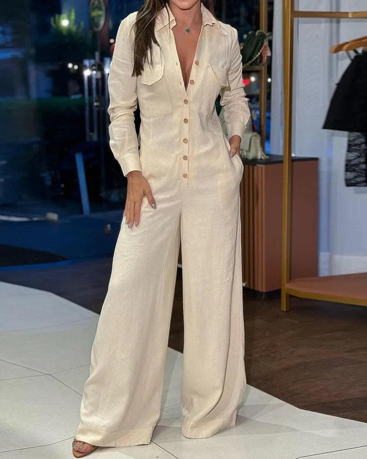Elegante dames jumpsuit met wijde pijpen en lange mouwen. Perfect voor casual chic of als feestoutfit.