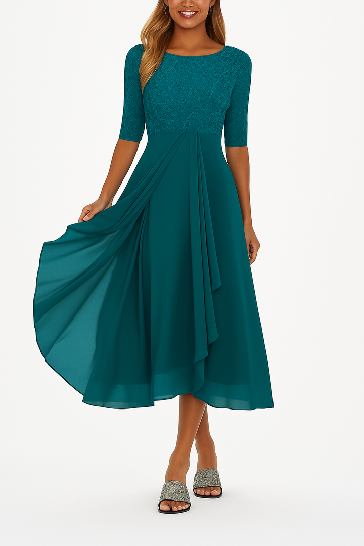 Prachtige dames midi jurk met elegant design en comfortabele pasvorm. Perfect voor speciale gelegenheden.