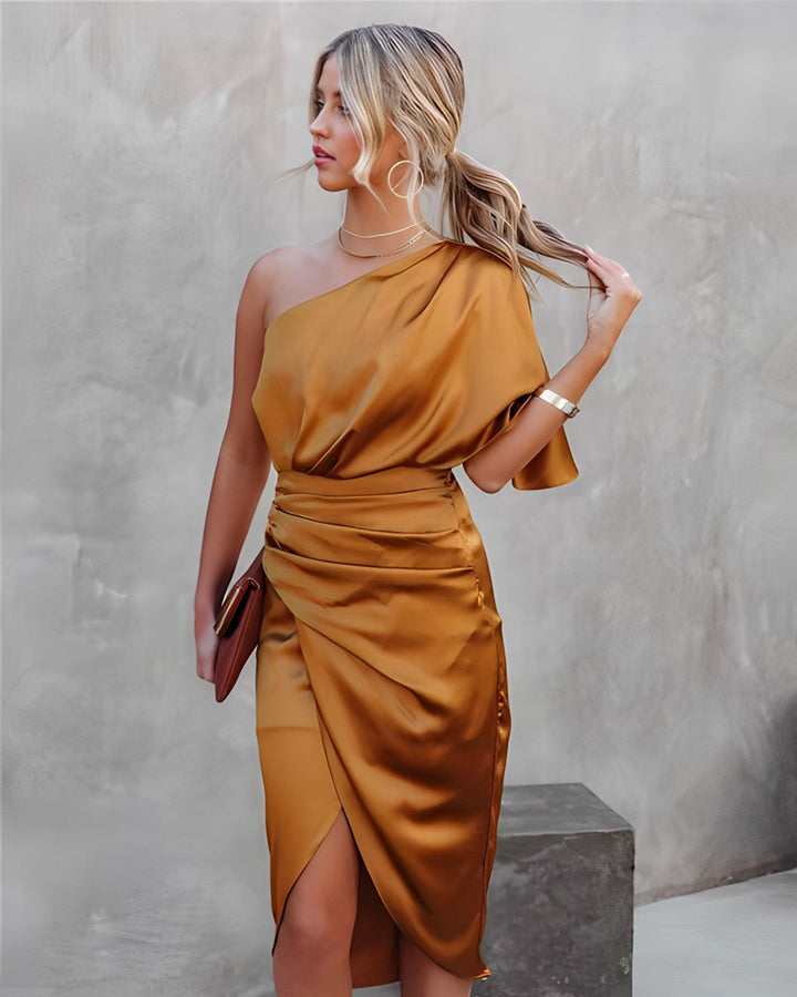 Verfijnde one-shoulder midijurk, een prachtige galajurk voor dames met een gevoel voor mode.