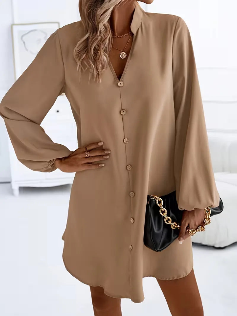 Sophisticated dames overhemdjurk, V-hals, lange mouwen. Perfecte elegante jurk voor smart casual events.