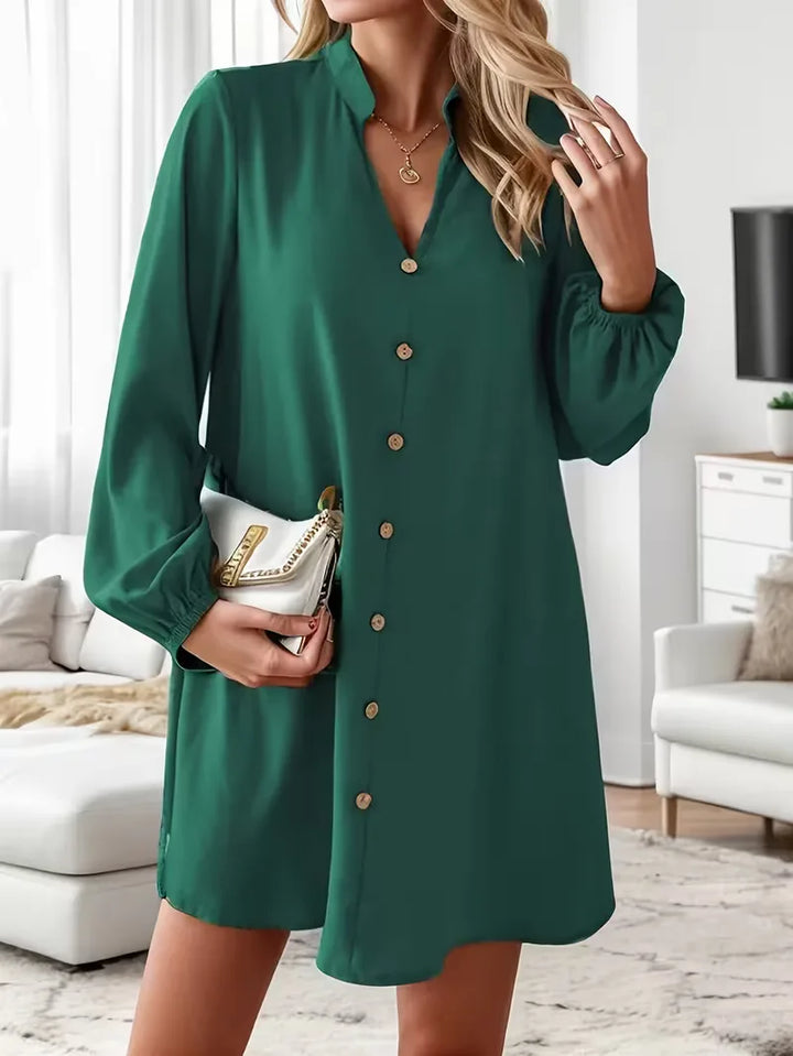 Stijlvolle kantoor overhemdjurk met V-hals en lange mouwen voor een smart casual look.