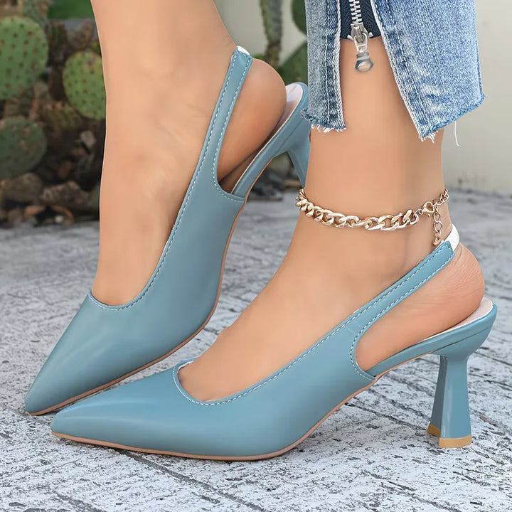 Trendy dames stiletto mules met puntneus; perfecte slip-ons met elegante hak voor een zakelijke look.