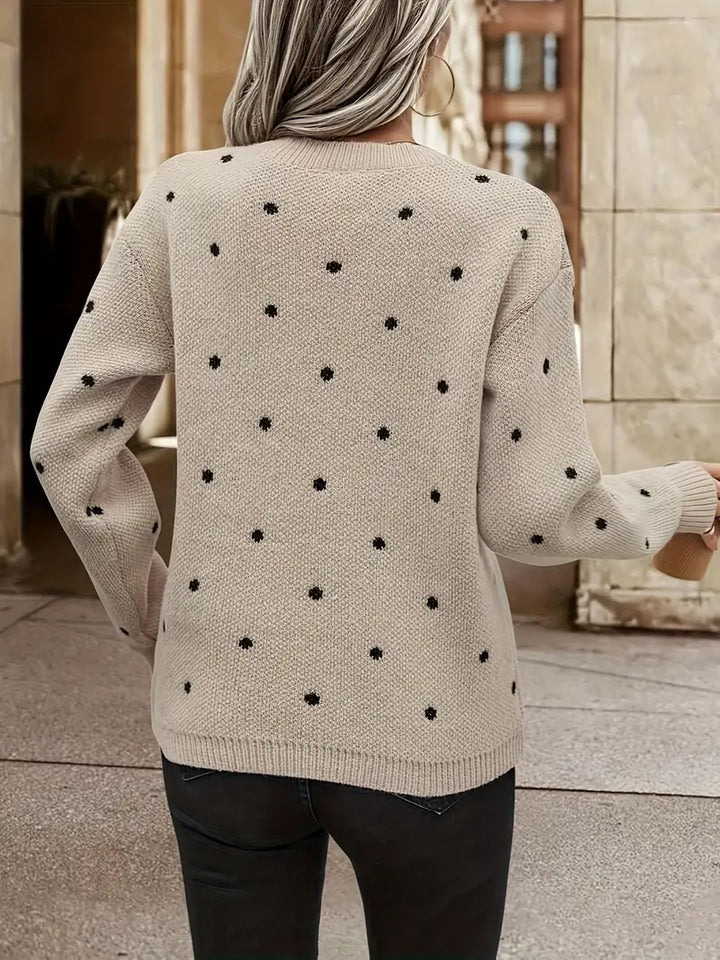 Stijlvolle polkadot trui voor dames met comfortabele pasvorm en lange mouwen.