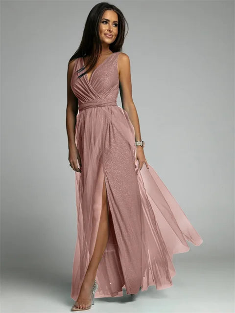 Elegante dames V-hals feestjurk, mouwloos, getailleerd. Ideaal voor chique gelegenheden.