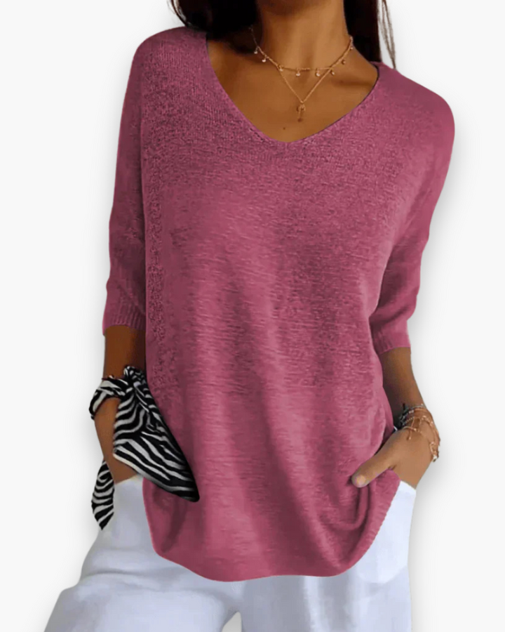 Modieuze casual dames top met V-hals. Een elegante en comfortabele keuze voor elke dag.
