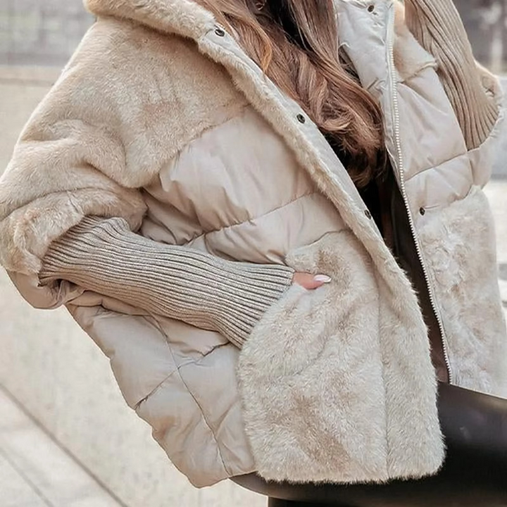Warme dames winterjas, comfortabel en elegant. Perfecte bovenkleding voor koude dagen, ook als herfstjas.