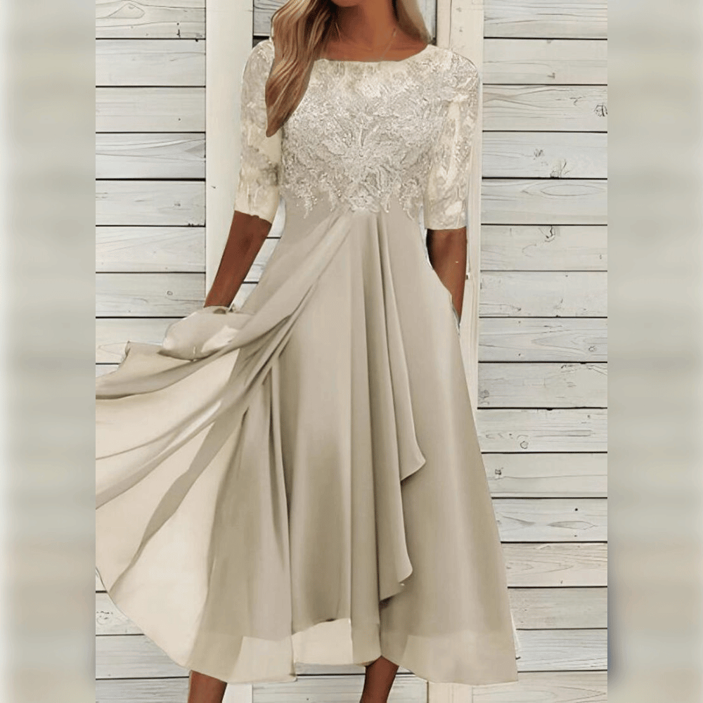 Hoogwaardige elegante dames zomerjurk. Lichtgewicht en comfortabel voor de zomer.