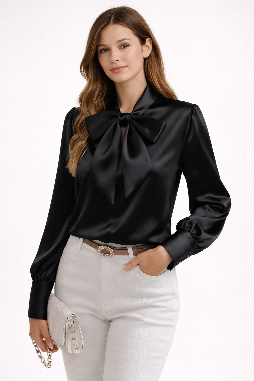 Chique damesblouse met strikdetail en lange mouwen, comfortabel voor de moderne, stijlvolle vrouw.