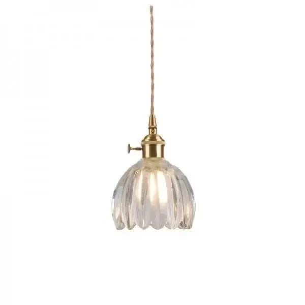 "Elegante glazen bloemvormige hanglamp met modern design en sfeervol licht, E27 fitting, in amberkleur."