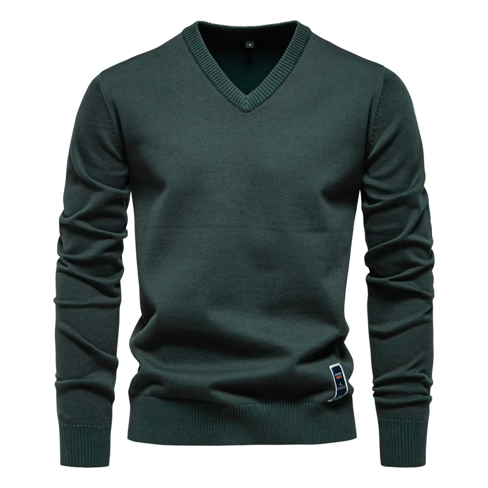 Elegante heren V-hals trui, perfect voor smart casual en dagelijks comfort. Tijdloze mannenmode.