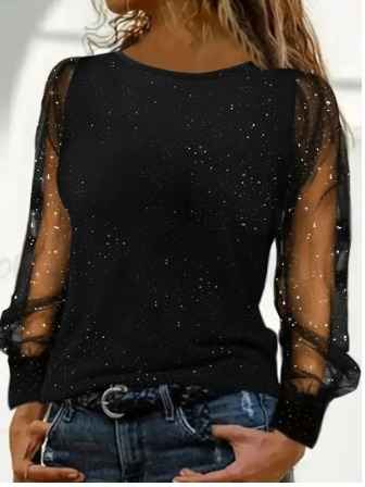 Modieuze blouse met subtiele kantdetails, perfect te combineren voor elke look.