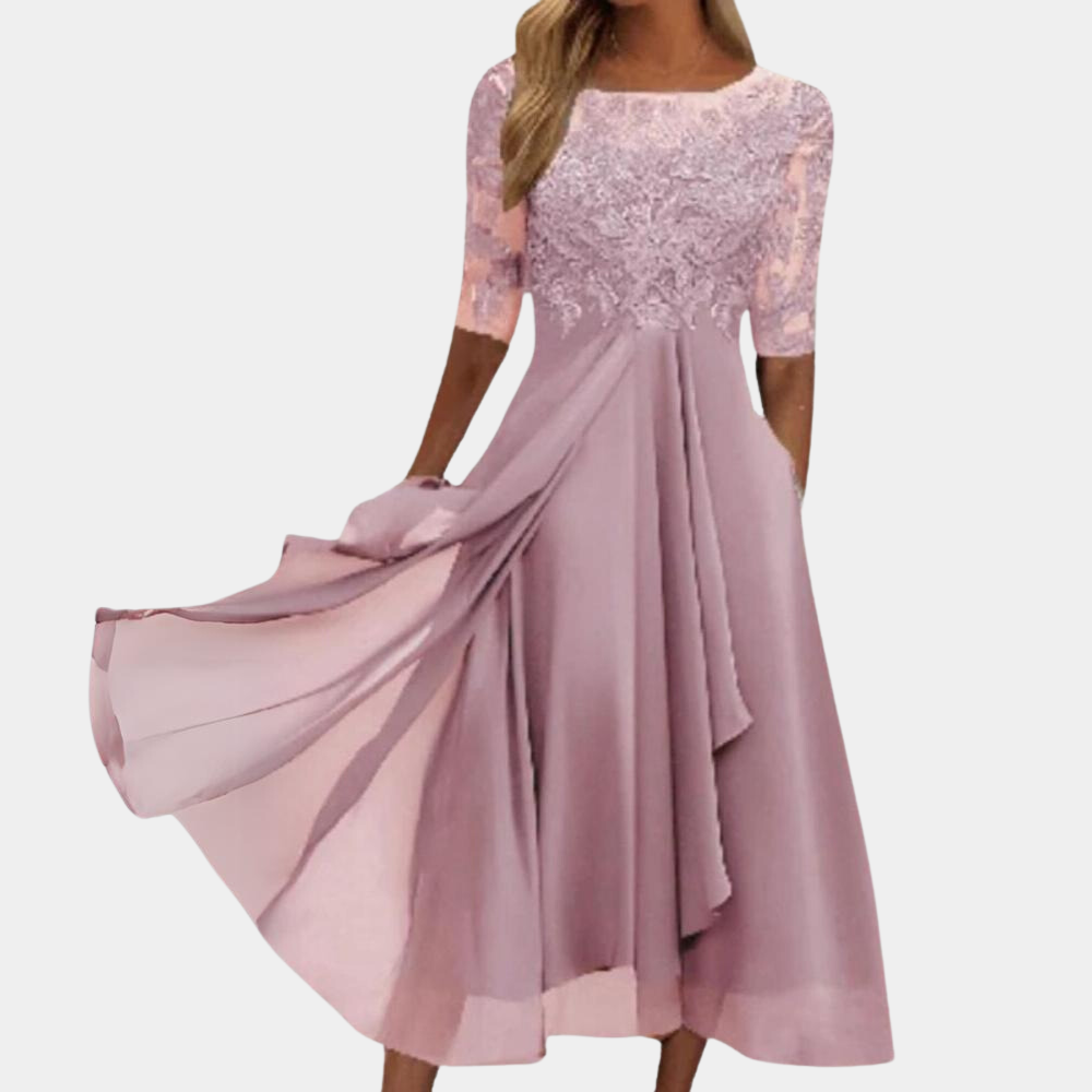 Stijlvolle elegante damesjurk met kant, geschikt voor speciale gelegenheden.