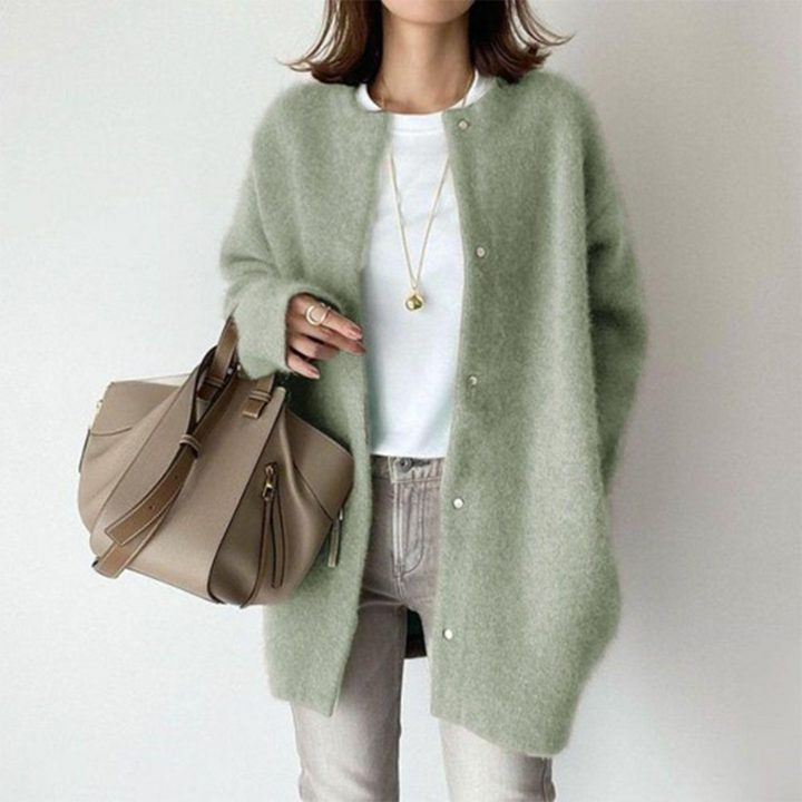 Elegante khaki cardigan voor vrouwen met tijdloze stijl, subtiele textuur en zachte stof voor veelzijdige, comfortabele outfi