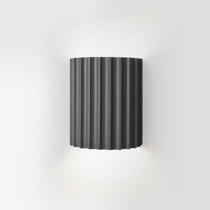 Elegante LED wandlamp met modern design, strakke lijnen en luxe afwerking, ideaal voor elke kamer in huis.
