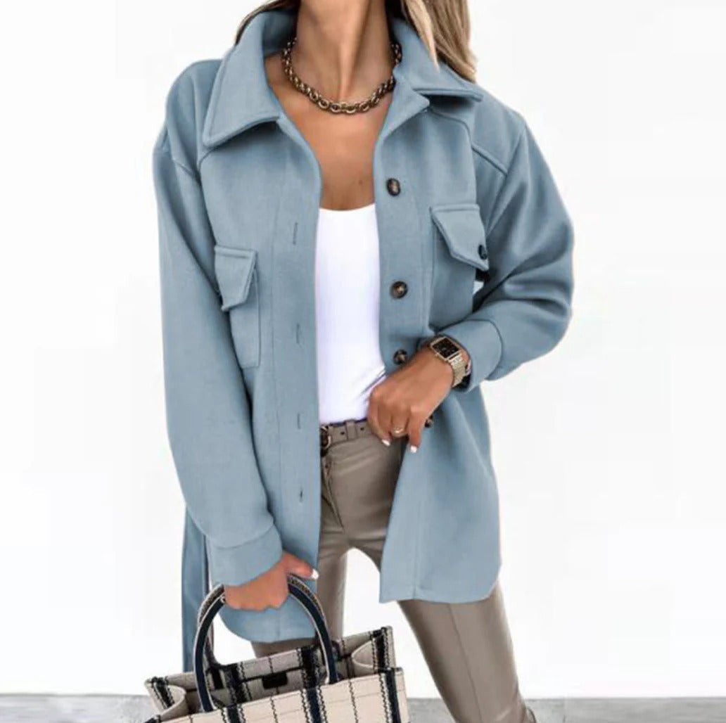 Complete outfit met de stijlvolle dames zomerjas, perfect voor een elegante zomer look.
