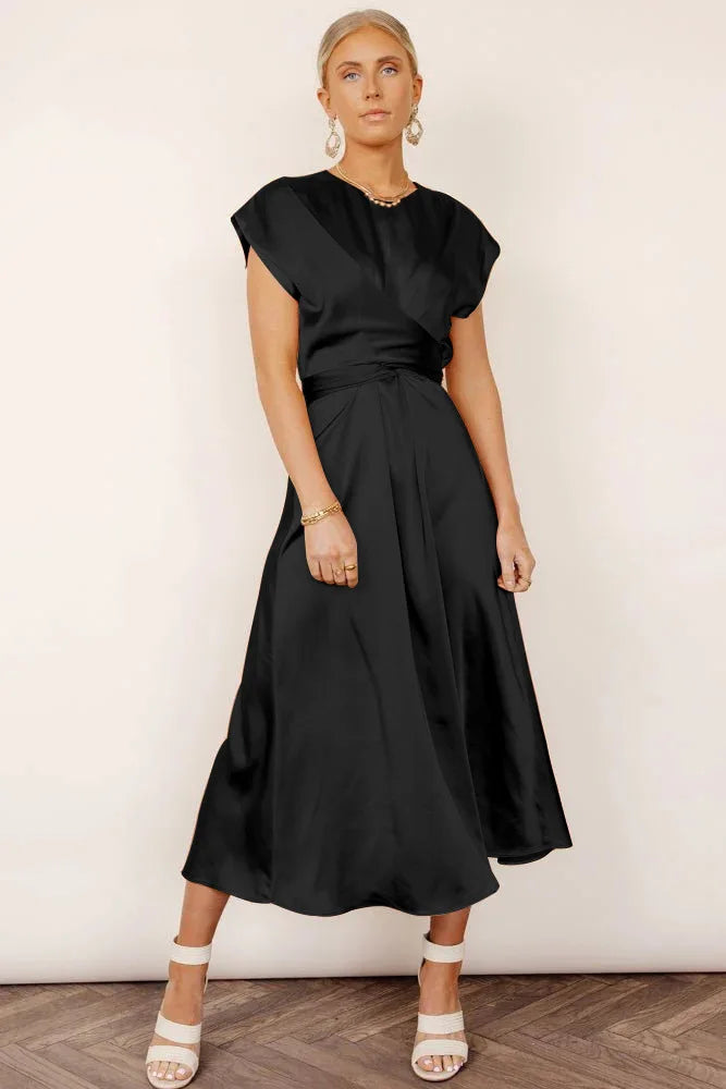 Chique damesjurk, elegante midijurk voor speciale gelegenheden. Perfecte avondkleding met flatterende pasvorm.