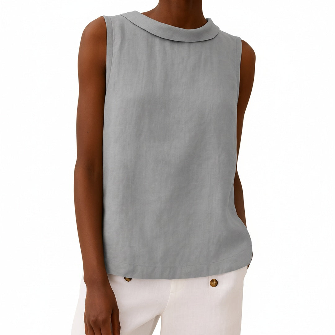 Elegante mouwloze dames blouse met rolkraag, perfect voor een stijlvolle en professionele look.