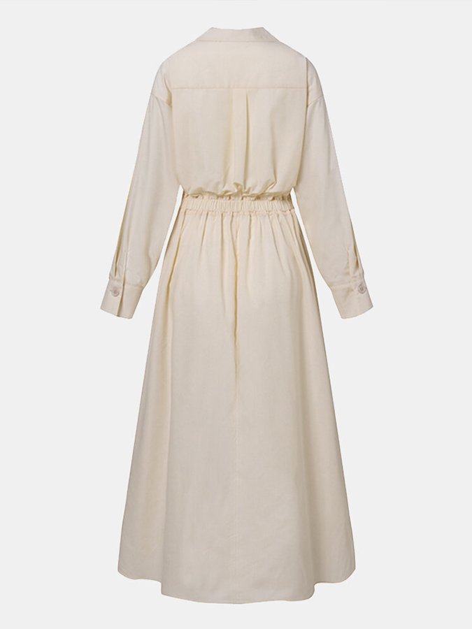 Zwarte retro damesjurk, tijdloos chique en comfortabel. Perfect voor feestelijke gelegenheden, zomer of dagelijks gebruik. Midi lengte.