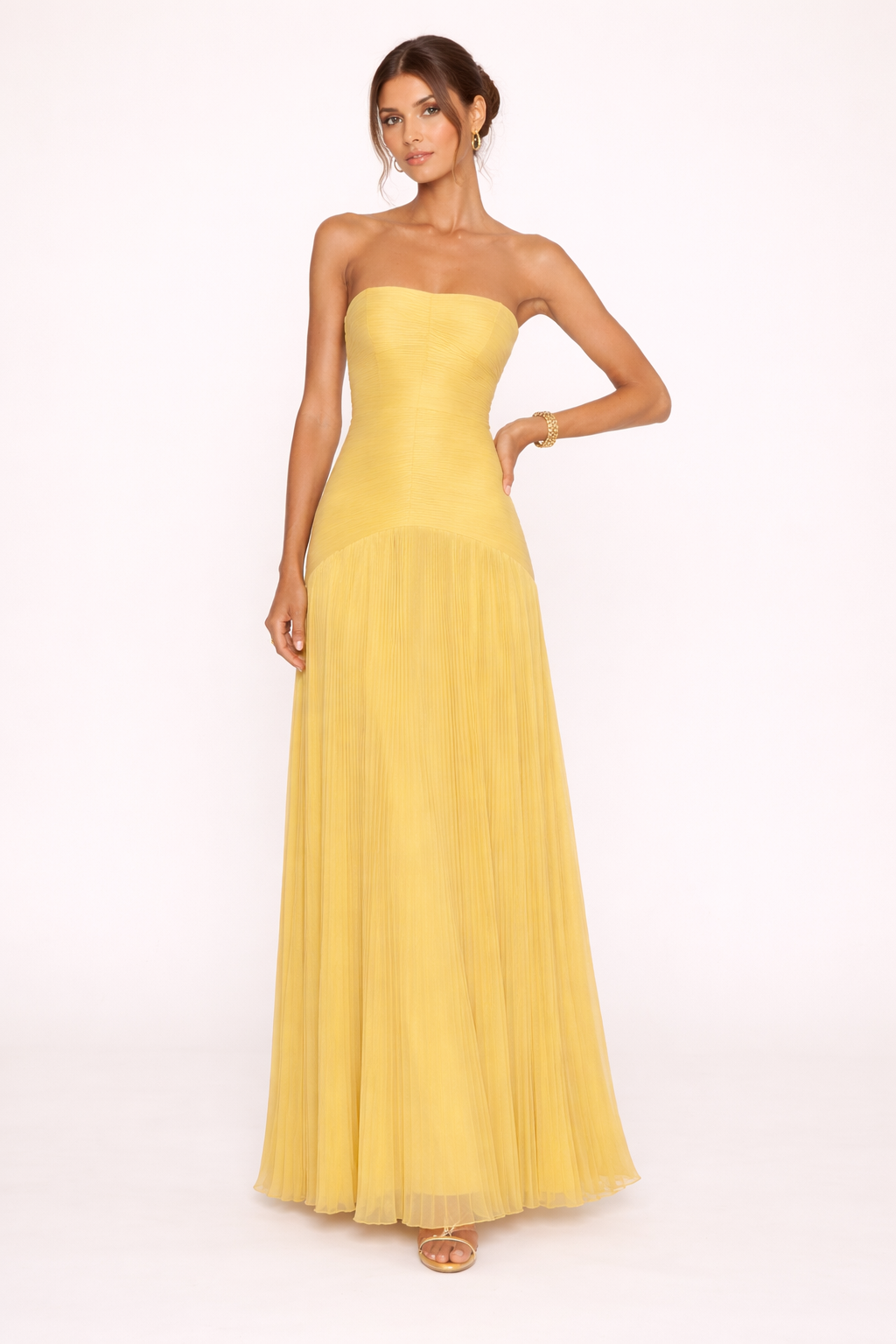 Stijlvolle geplooide strapless maxi jurk voor dames, ideaal als elegante zomer- of feestjurk.