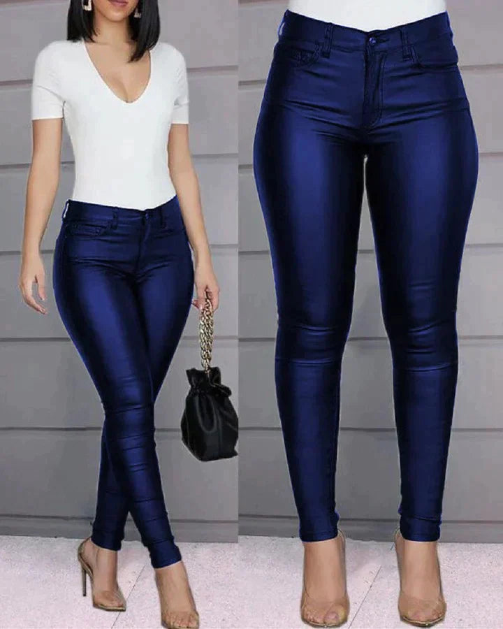 Elegante stretch broek voor dames, hoge taille, slank silhouet, zowel casual als semi-formeel te dragen.
