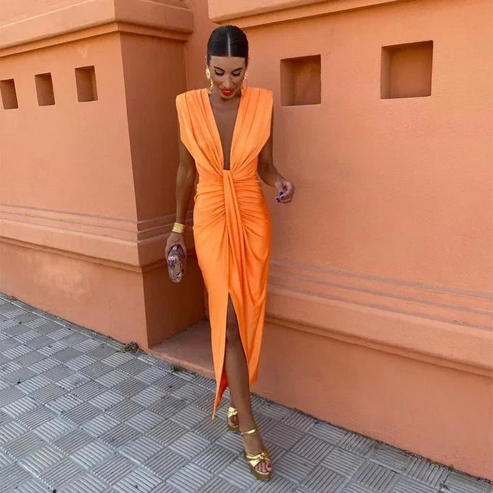 Elegante zwarte midi gala jurk voor dames met V-hals, perfect voor feesten en avondkleding.