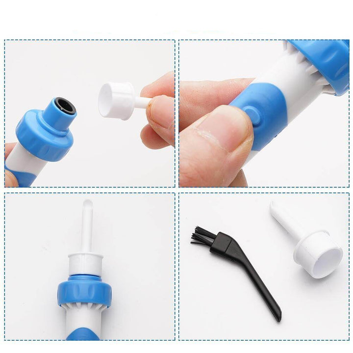 Elektrische oorreiniger: wit met blauwe toets, compact ontwerp, voor effectieve en veilige oorreiniging thuis en op reis.