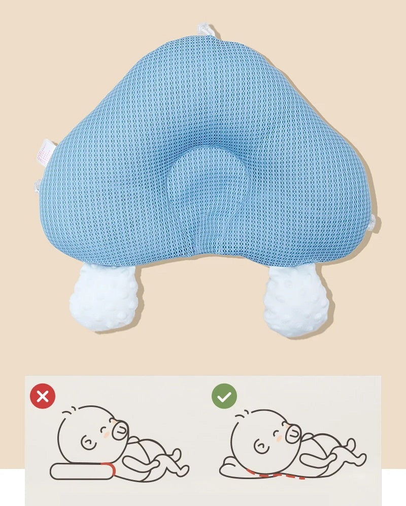 Machinewasbaar ergonomisch baby slaapkussen, hygiënisch en comfortabel voor pasgeborenen.